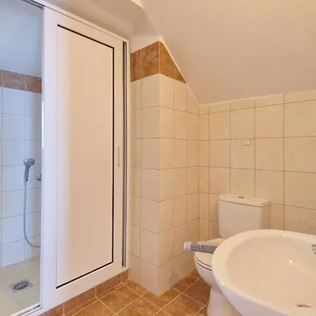 Kleismata Sleeps 6 T228155 Villa