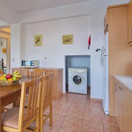 Villa Kleismata Sleeps 6 T228155