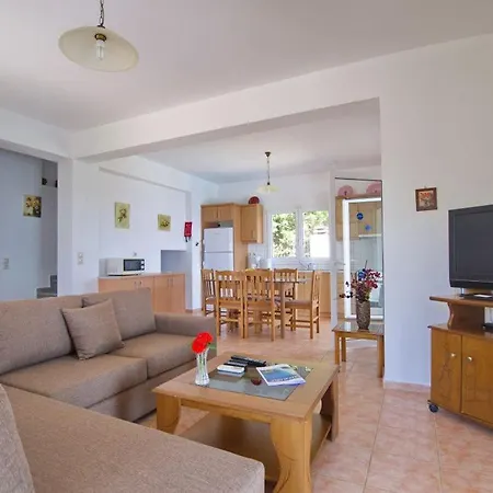 Villa Kleismata Sleeps 6 T228155