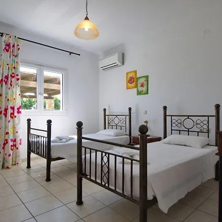 Kleismata Sleeps 6 T228155 Villa