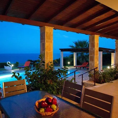 Villa Kleismata Sleeps 6 T228155
